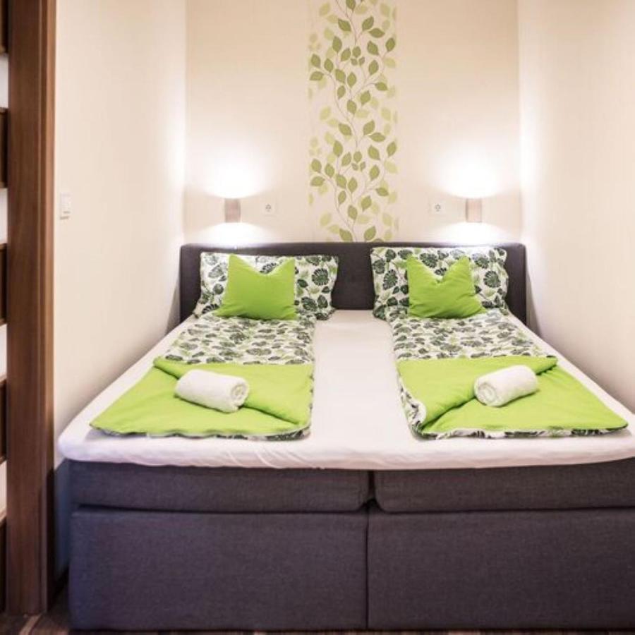 Ariel Apartman Makó Eksteriør billede